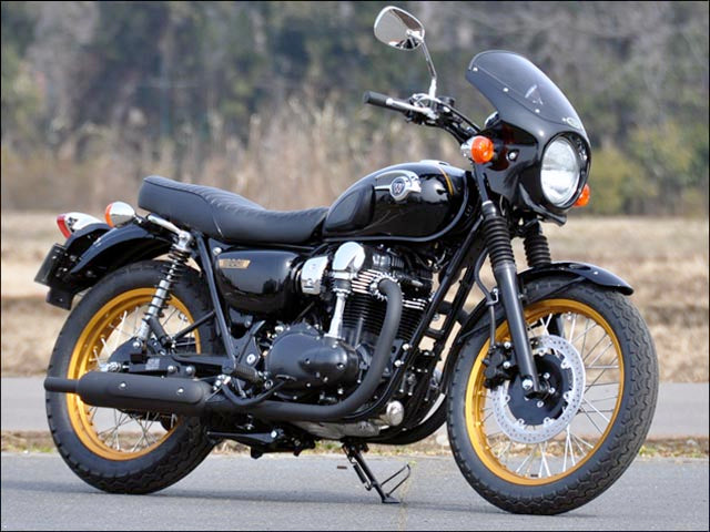 CHIC DESIGN シックデザイン ロードコメット サフェーサー仕上 スモーク W650 カタログ品番：RC48-UNP/2 メーカー品番：RC48-UNP/2