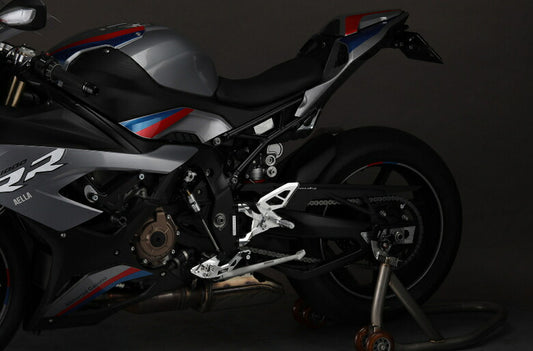 アエラ AELLA ライディングステップキット スポーツ WT S1000RR 19- カタログ品番：P100-9902 メーカー品番：AE-10092 WT