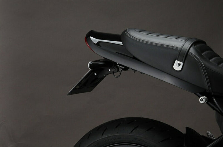 アエラ｜AELLA ショートナンバープレートホルダー Z900RS｜AE-74025