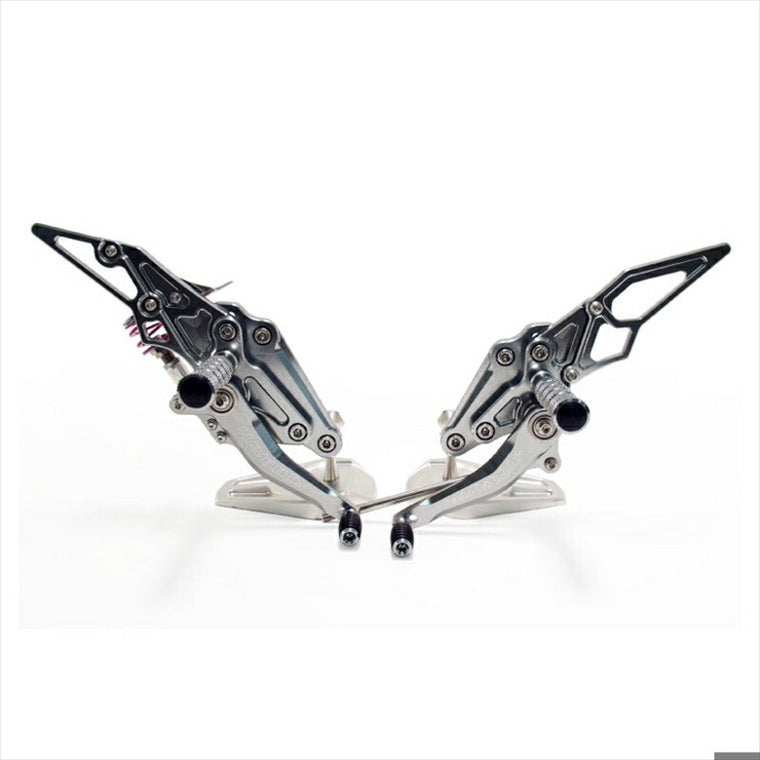 ステップ  マーベリック マーベリック バックステップ マーベリックシルバー CB1300SF SB 03-19 MV102BSMS 4550255759995 取寄品