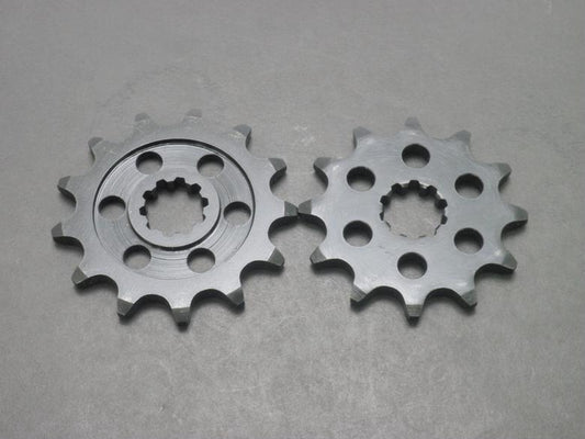 SUNSTAR フロントスプロケット 520-13T KX250F（-05）