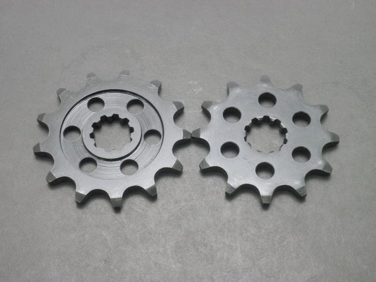 SUNSTAR フロントスプロケット 520-13T KX250F（-05）