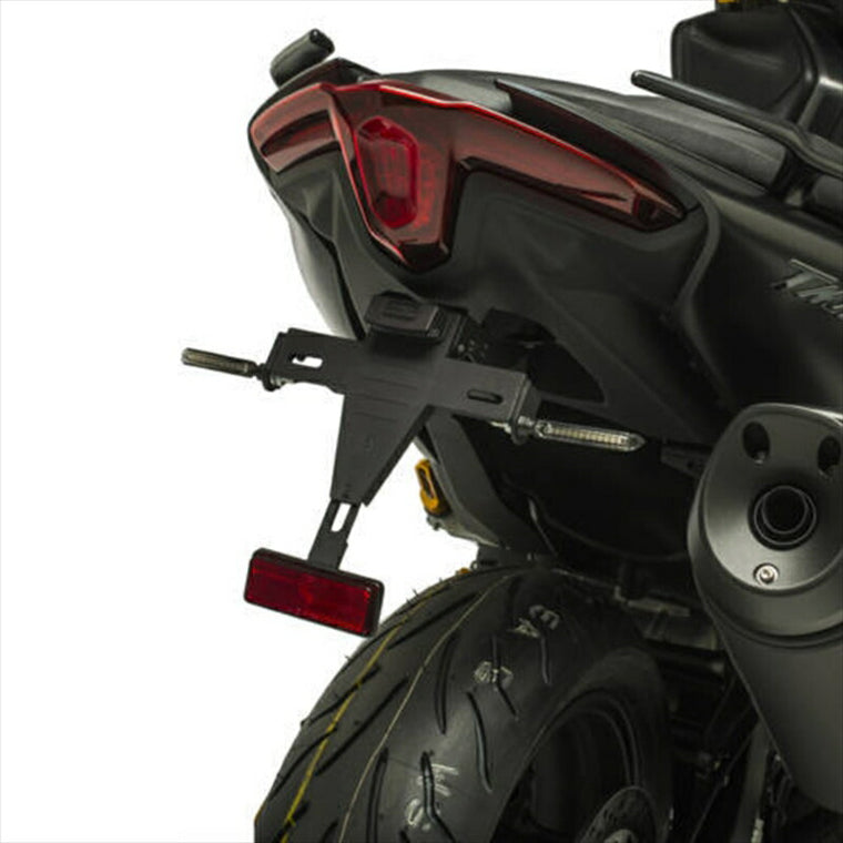 プーチ｜ライセンスサポート ブラック・スチール T-MAX560SX 20-21/T-MAX560DX 20-21(フェンダーレスKIT)｜3874N