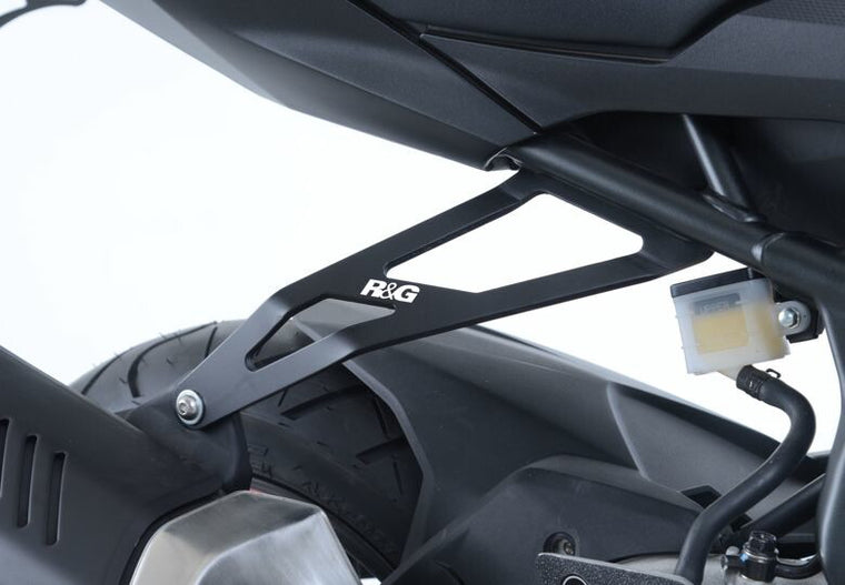 アールアンドジー R＆G エキゾーストハンガー ブラック CBR250RR 17- カタログ品番：P079-6252 メーカー品番：RG-EH0075BK
