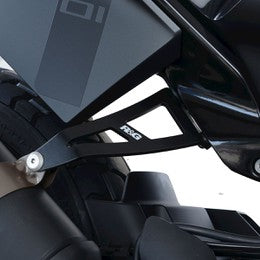 アールアンドジー R＆G エキゾーストハンガー ブラック HUSQVARNA Svartpilen701 19- カタログ品番：P097-5918 メーカー品番：RG-EH0095BKA