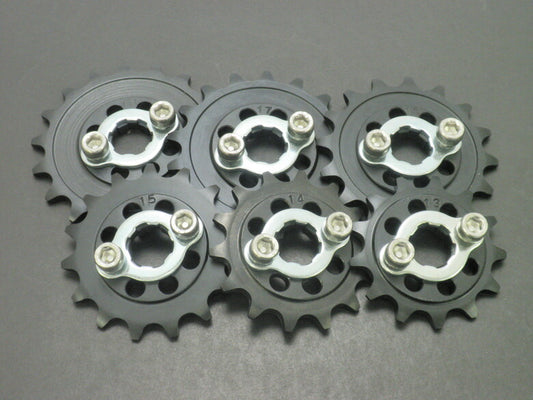 SUNSTAR サンスター フロントスプロケット 415-15T 415 APE50 100 XR50M・100M NSR50 80 NS-1 MONKEY カタログ品番：001-15 メーカー品番：115