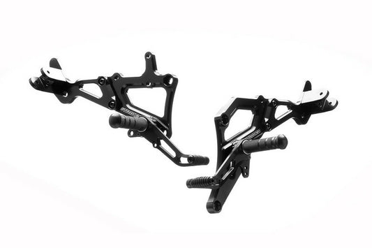 ストライカー ストライカー ステップキット BLK Type2 ZEPHYR750 カタログ品番：P063-8192 メーカー品番：SS-AA203BT