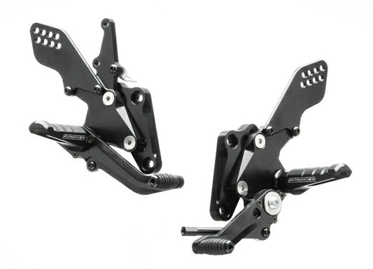 ストライカー ストライカー STCステップキット BLK GSX1300Rハヤブサ ABS 99-17 カタログ品番：P071-3028 メーカー品番：SS-ST290B