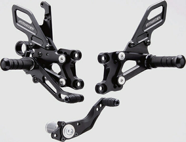 ストライカー ストライカー ステップキット BLK CBR1000RR 08-17 17- SP カタログ品番：P087-3554 メーカー品番：SS-AA2142B