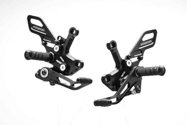 ストライカー ストライカー スペシャルステップキット TYPE2 BLK NINJA1000 SX 20 カタログ品番：P100-7099 メーカー品番：SS-AA2112B2