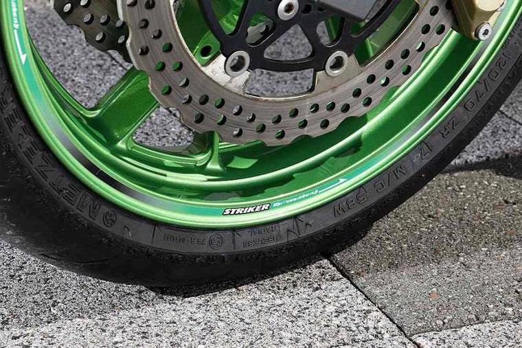 STRIKER ストライカー リムラインステッカー 17インチホイール グリーン カタログ品番：P069-3212 メーカー品番：0SK061