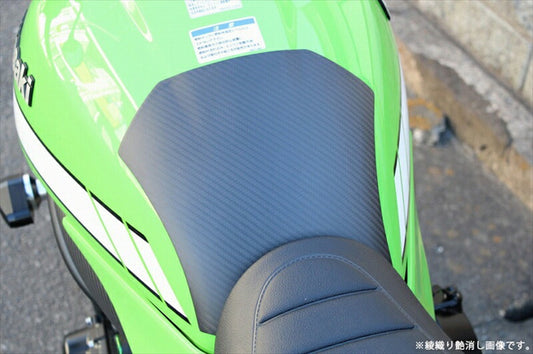 SPEEDRA タンクパッド ドライカーボン 平織艶あり Z900RS／CAFE CKA1106PG