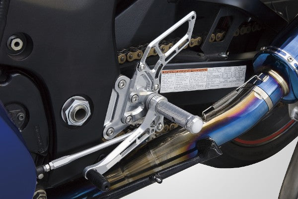 ケイファクトリー K-FACTORY NEW ライディングステップ メタリックシルバー GSX1300R -10 for Race Use カタログ品番：244MZBR060N メーカー品番：244MZBR060N