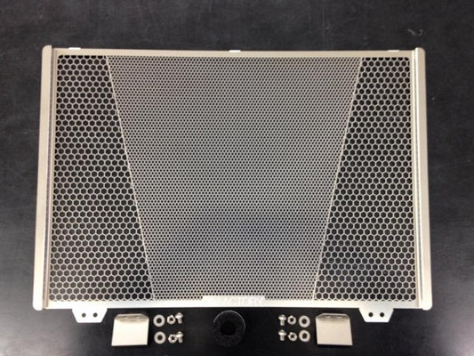 ケイファクトリー K-FACTORY ラジエターコアガード Rタイプ MT-09 TRACER カタログ品番：347CZAA110Z メーカー品番：347CZAA110Z