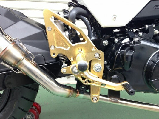 ケイファクトリー K-FACTORY ライディングステップ ステイゴールド GROM 16- ストリート カタログ品番：071MZBR1204 メーカー品番：071MZBR1204