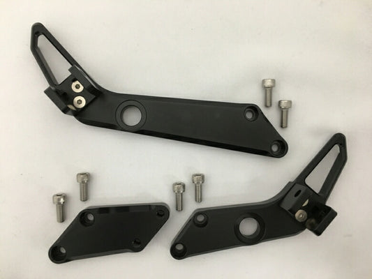 ケイファクトリー K-FACTORY タンデムプレート 純正マフラー対応 スーパーBLK CB1100 17 カタログ品番：072MZBK122R メーカー品番：072MZBK122R