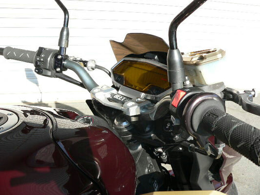 BEET ビート テーパーハンドルバーKIT Z1000 10- カタログ品番：P048-5106 メーカー品番：0605-KA4-TP