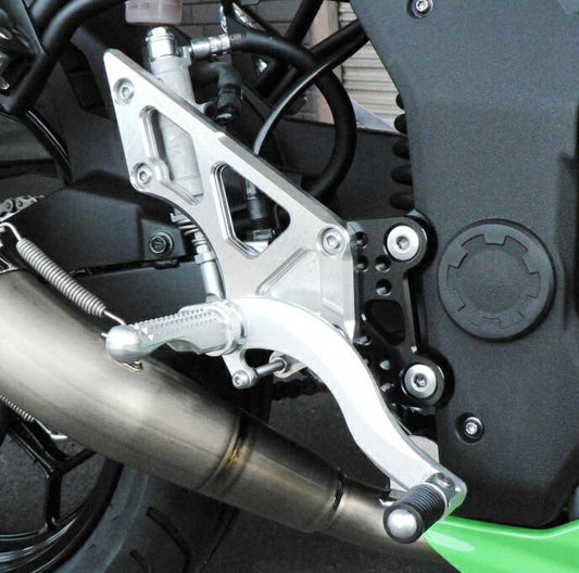 ビート BEET ハイパーバンク 固定式 SLV NINJA250SL カタログ品番：P064-6334 メーカー品番：0111-KD2-20