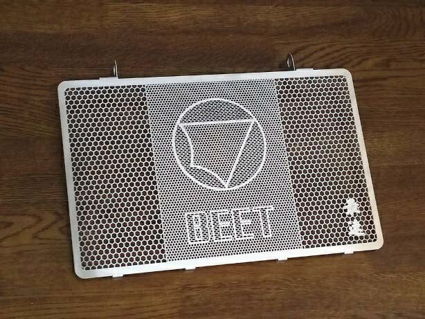 ビート BEET ラジエターガード ZRX1200DAEG カタログ品番：P070-3533 メーカー品番：0621-K99-00