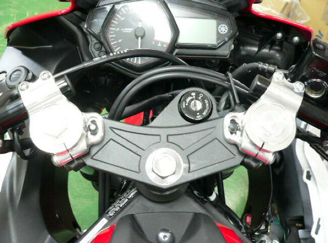 BEET ビート レーシングハンドルKIT ブラック YZF-R25 YZF-R3 カタログ品番：P078-1898 メーカー品番：0605-Y48-04