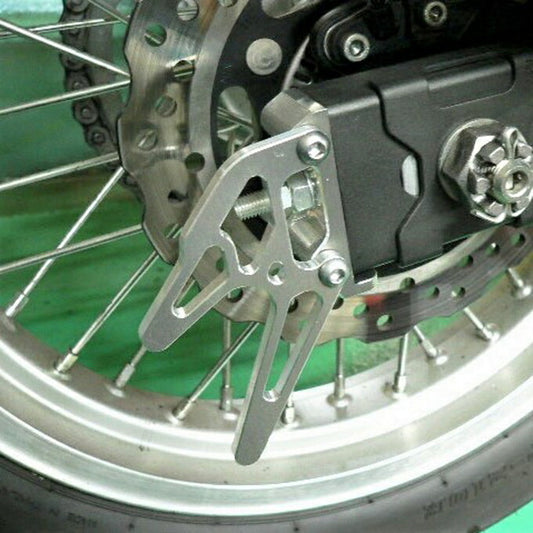 BEET ビート レーシングスタンドフックSET シルバー VERSYS-X 250 カタログ品番：P092-6372 メーカー品番：0611-KD9-09