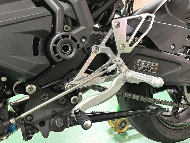 ビート BEET ハイパーバンク 固定式 SLV NINJA650 17- カタログ品番：P099-7021 メーカー品番：0111-KD7-20