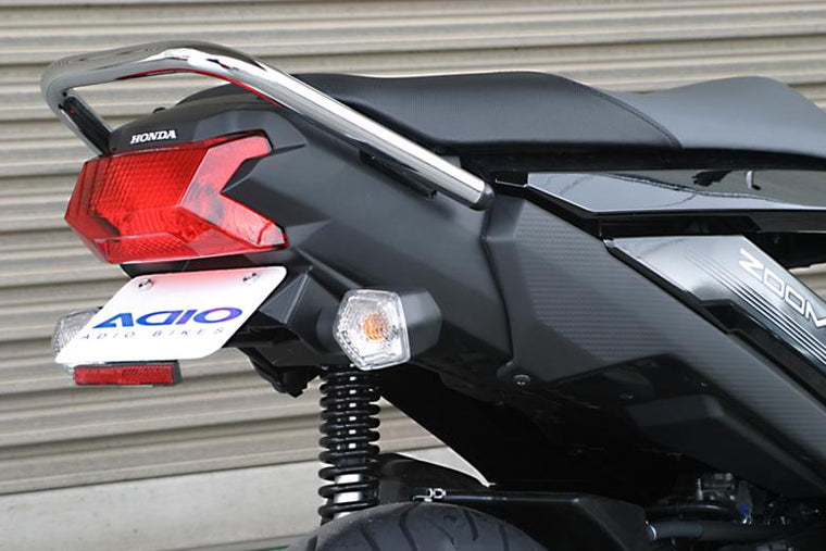 アディオ フェンダーレスキット スリムリフレクター付き ズーマーX110 12/09-