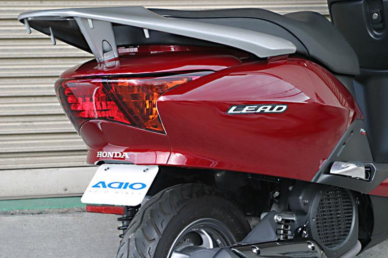 アディオ フェンダーレスキット スリムリフレクター付き リード110/リード・EX 0＞