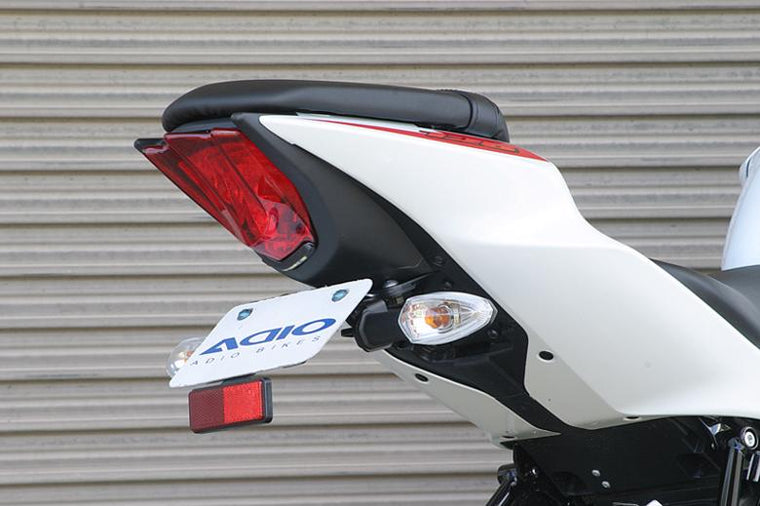 ADIO アディオ フェンダーレスKIT GSX-R125 S125 17- 18 カタログ品番：P090-8824 メーカー品番：BK41311