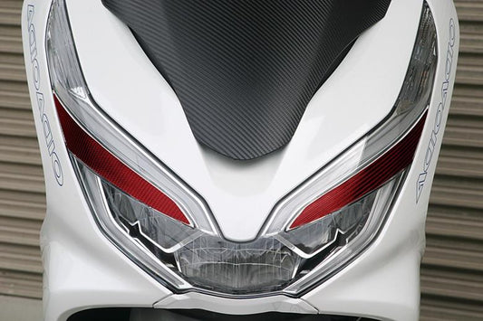 ADIO アディオ アイラインカーボンシート レッド PCX (JF81 JF84 KF30) 125 150 HYBRID カタログ品番：P092-6789 メーカー品番：BK48123