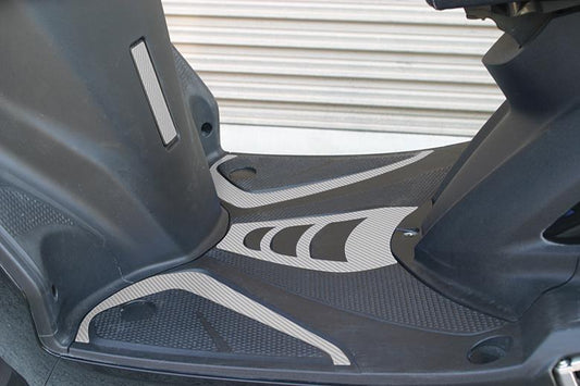 ADIO アディオ SBカーボンシート シルバー シグナスX(5型) 2BJ-SED8J(18 11- ) カタログ品番：P096-2469 メーカー品番：BK48228