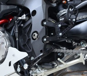 アールアンドジー R＆G 可変レーシングステップキット ブラック YZF-R1 M 15- カタログ品番：P066-6602 メーカー品番：RG-RSET27BK
