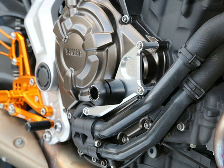 BABYFACE ベビーフェイス エンジンスライダー右 BLK MT-07 FZ-07 14-16 カタログ品番：P068-1115 メーカー品番：006-SY020ER