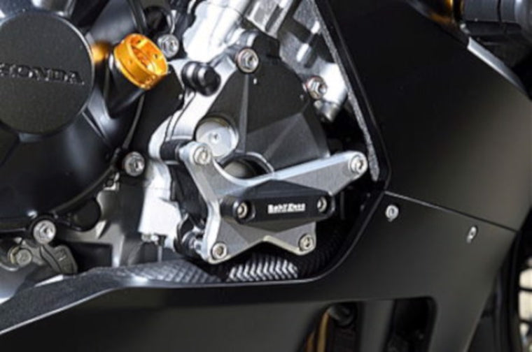 BABYFACE ベビーフェイス エンジンスライダーR(右) CBR1000RR-R 20 カタログ品番：P100-5374 メーカー品番：006-SH039ER