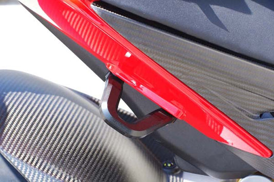 BABYFACE ベビーフェイス レーシングフック BLK アプリリア RSV4 カタログ品番：P048-2024 メーカー品番：005-FA001BK