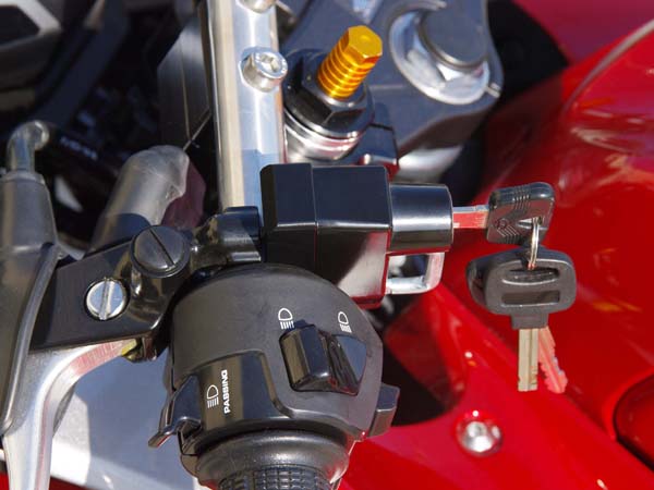 BABYFACE ベビーフェイス ヘルメットロック ハンドルホルダー SLV 32mm カタログ品番：P050-9835 メーカー品番：009-LC032SV