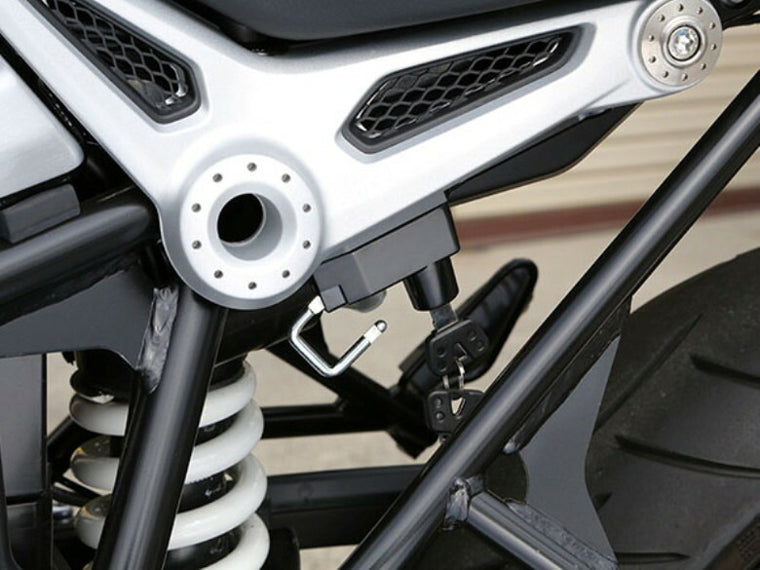 BABYFACE ベビーフェイス ヘルメットロック BLK R nine T 14- カタログ品番：P064-1720 メーカー品番：009-LCBM3BK
