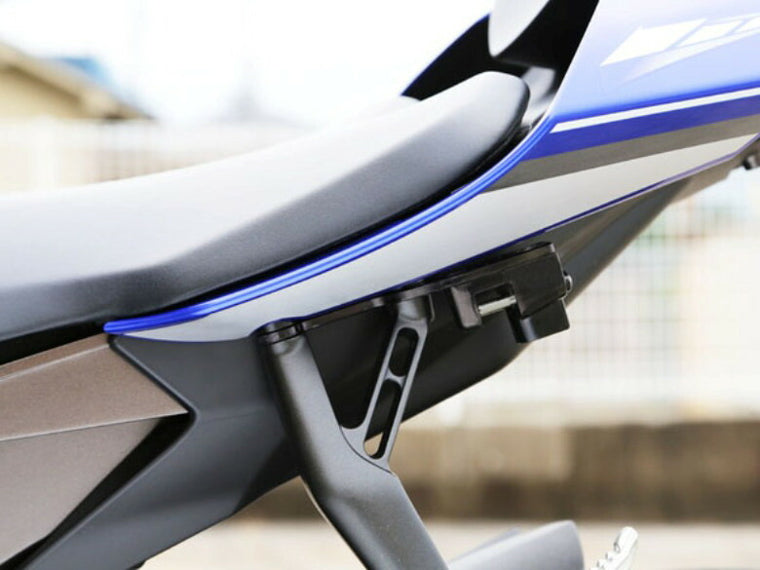 BABYFACE ベビーフェイス ヘルメットロック BLK YZF-R1 15-18 カタログ品番：P066-3326 メーカー品番：009-LCY04BK