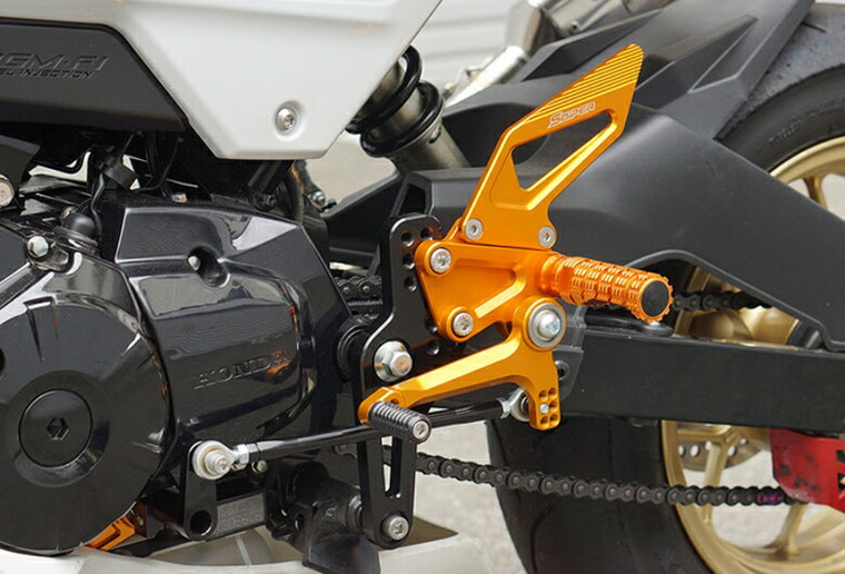 SNIPER スナイパー レース用 バックステップ ゴールド GROM グロム MSX125 JC61 カタログ品番：P103-2106 メーカー品番：SP0111GD