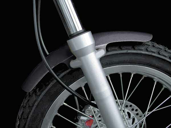 DAYTONA デイトナ ショートフロントフェンダー ブラックゲル FTR223 カタログ品番：P022-4689 メーカー品番：38459