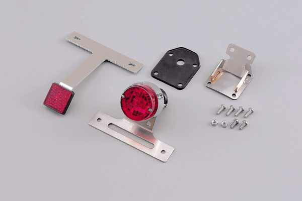 DAYTONA デイトナ ムーニーテールランプキット ステンベース SR400 500 78-05 カタログ品番：P022-5694 メーカー品番：43117