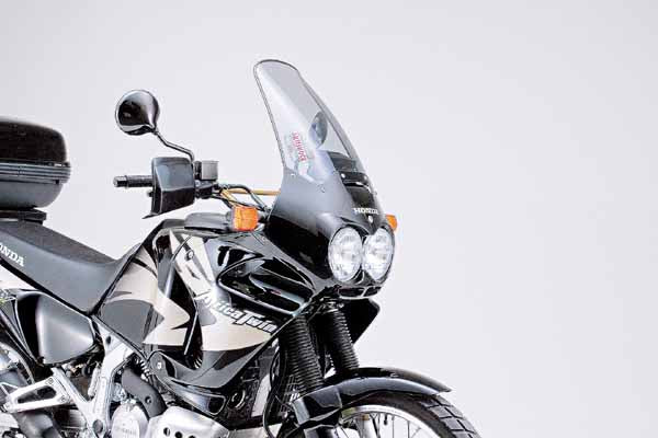 GIVI ジビ エアロダイナミクススクリーン D195S DS AFR.TWIN 96-02 カタログ品番：P022-7415 メーカー品番：47653