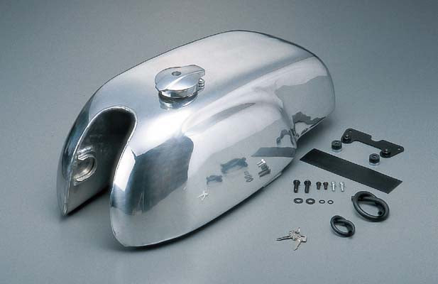 DAYTONA デイトナ ノートンタイプアルミガソリンタンク SR400 カタログ品番：P033-8856 メーカー品番：66678