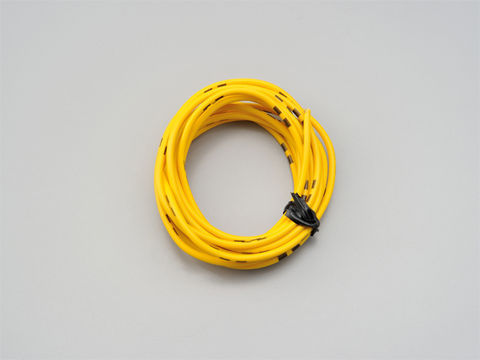 DAYTONA デイトナ ジュンセイショクハーネス キ0.75F カタログ品番：P067-0390 メーカー品番：93188