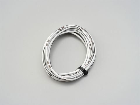 DAYTONA デイトナ ジュンセイショクハーネス シロ クロ0.75F カタログ品番：P067-0394 メーカー品番：93193