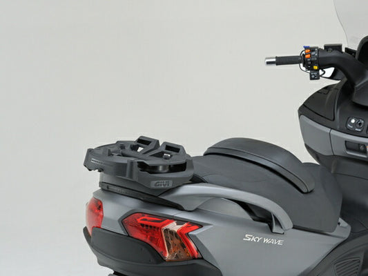 ジビ GIVI GIVI SR3104MM スペシャルラック スカイウェブ650 カタログ品番：P069-2794 メーカー品番：94038