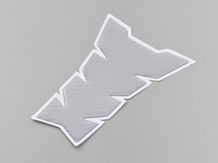 DAYTONA デイトナ タンクパッド(1PC)シルバーカーボンルッ カタログ品番：P097-6642 メーカー品番：15577
