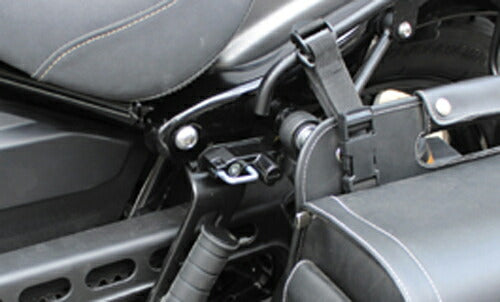 KIJIMA キジマ ヘルメットロックリロケーションステー ブラック BOLT 13y- カタログ品番：P069-5782 メーカー品番：303-1552