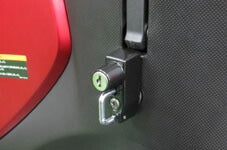 キジマ キジマ YAMAHA TRICITY ヘルメットロック 303-1555